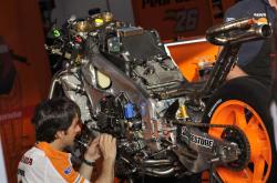 2013 honda rc213v 90 degree v4