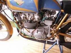 Ducati 125 twin 3